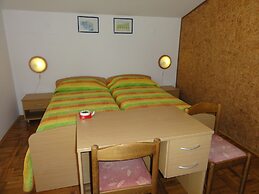 Nice and Cozy Apartment Ferry in Medulin