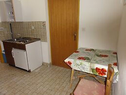 Nice and Cozy Apartment Ferry in Medulin