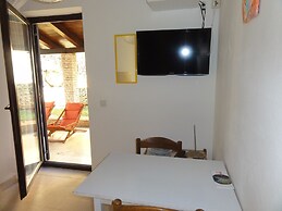 Nice and Cozy Apartment Ferry in Medulin