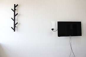 Gorgeous Studio at Mekarwangi Square Apartment with Mountain View