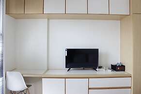 Relaxing Studio Apartment at Parahyangan Residence with Mountain View