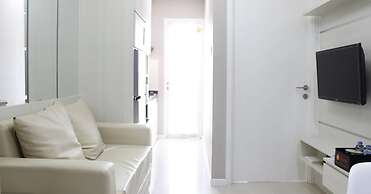 Luxurious 1BR Apartment @ Parahyangan Residence