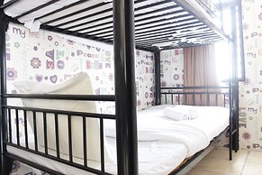 Cozy 2BR Tamansari Panoramic Apartment