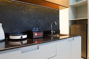 Studio Apartment Connected to Mall at Anderson Supermall Mansion