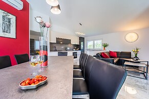 Modern Villa With Pool and Terrace