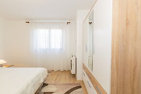 Holiday Home Laura near Forest