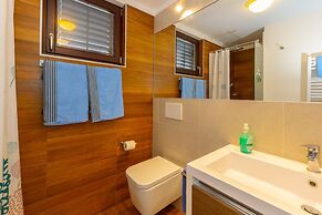 Holiday Home Laura near Forest