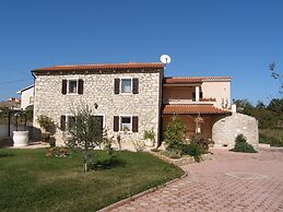 Villa Ana - Peaceful Location