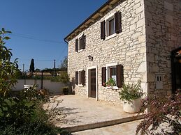 Villa Ana - Peaceful Location