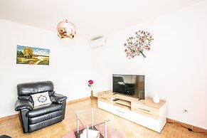 Family house with 2 apartments - Irma