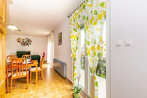 Family house with 2 apartments - Irma