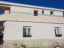 Apartments Cubela Beautiful Garden