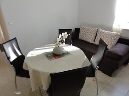 Apartments Cubela Beautiful Garden