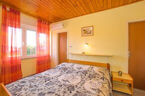 Apartments Petener - Great Location