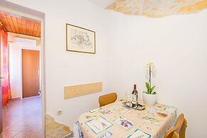 Apartments Petener - Great Location