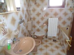 Apartments Ivica - Quiet Street