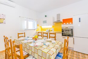 Apartments Grakalic great location