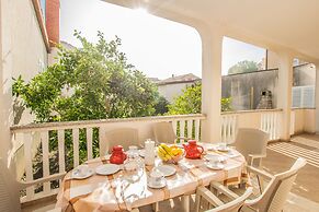 Apartments Grakalic great location