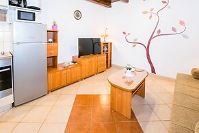 Pleasant 4 person apartment Ana