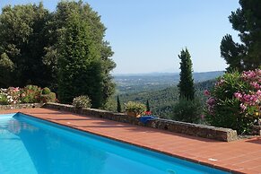 Tuscany Villa With Breathtaking View