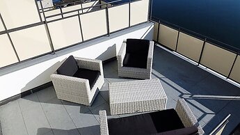 Direct on Lugano Lake: Take a Swim From Your Villa