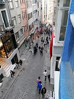 Galata Waterfall Apartment