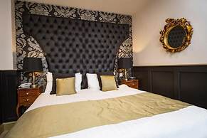 Henley Hotel