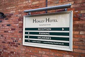 Henley Hotel