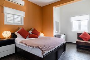 Suites In Ben Yehuda 151