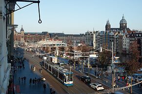 Damrak Short Stay Amsterdam