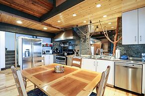 Bigwood 80 Remodeled, Private Washer Dryer, Close to Eagle Lodge by Re