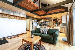 Bigwood 80 Remodeled, Private Washer Dryer, Close to Eagle Lodge by Re