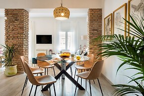 Genteel Home Mano de Hierro