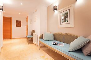 Genteel Home Martinez Campos