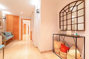 Genteel Home Martinez Campos