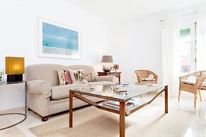 Genteel Home Iris
