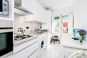 Genteel Home Iris