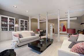 Great 2 Bd Aparm in Prime Location. Huertas