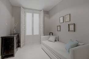Great 2 Bd Aparm in Prime Location. Huertas