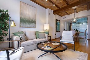 Genteel Home Bib Rambla
