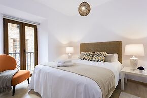 Cozy Apartment in Great Location 2 Bd. Plaza Nueva II