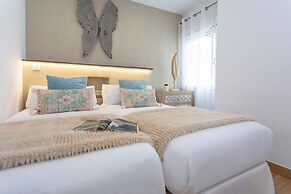 Genteel Home Santo Cristo