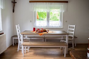 Apartment at the Vesel Homestead, Local Experience
