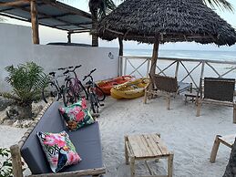 African Paradise Beach Hotel