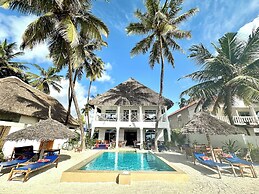African Paradise Beach Hotel