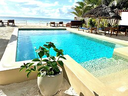 African Paradise Beach Hotel