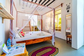 African Paradise Beach Hotel