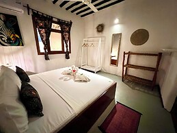 African Paradise Beach Hotel