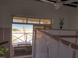 African Paradise Beach Hotel