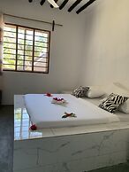 African Paradise Beach Hotel